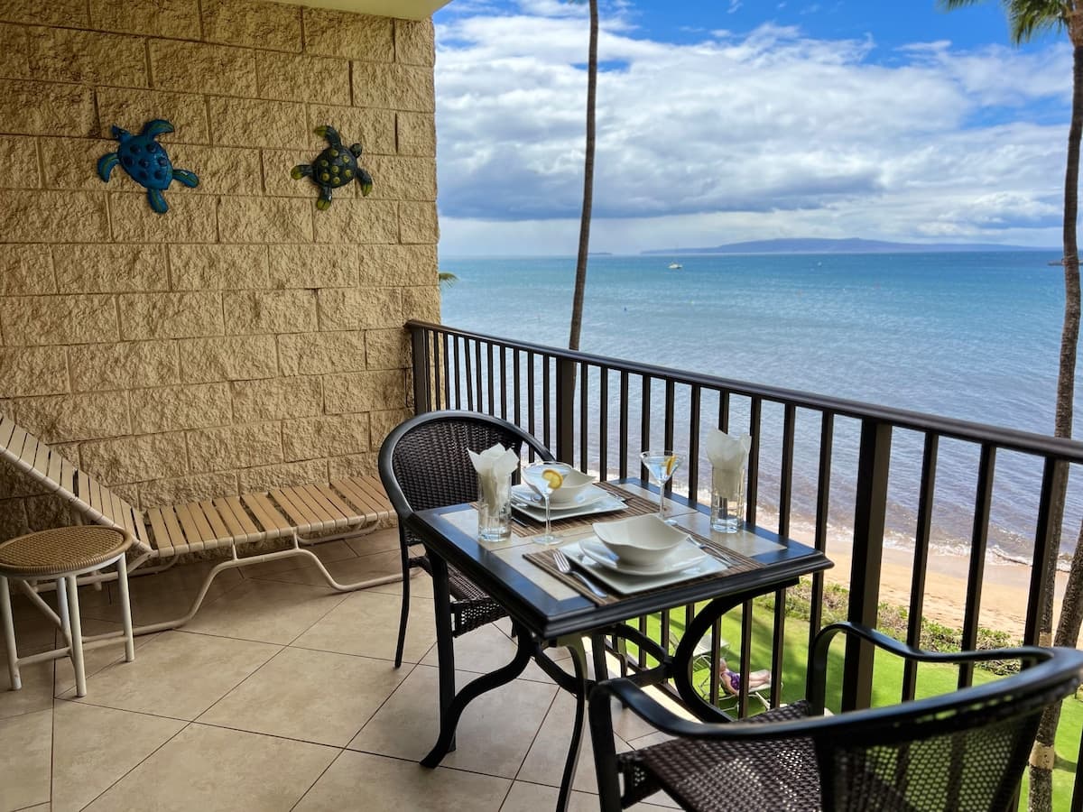Ocean view stunning! Right on the beach! - Photo 2