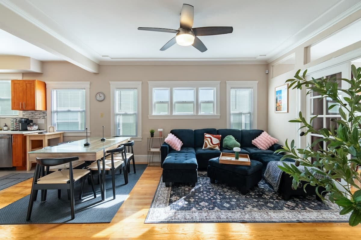 Renovated 3BR Steps from UC Berkeley Campus - Photo 1