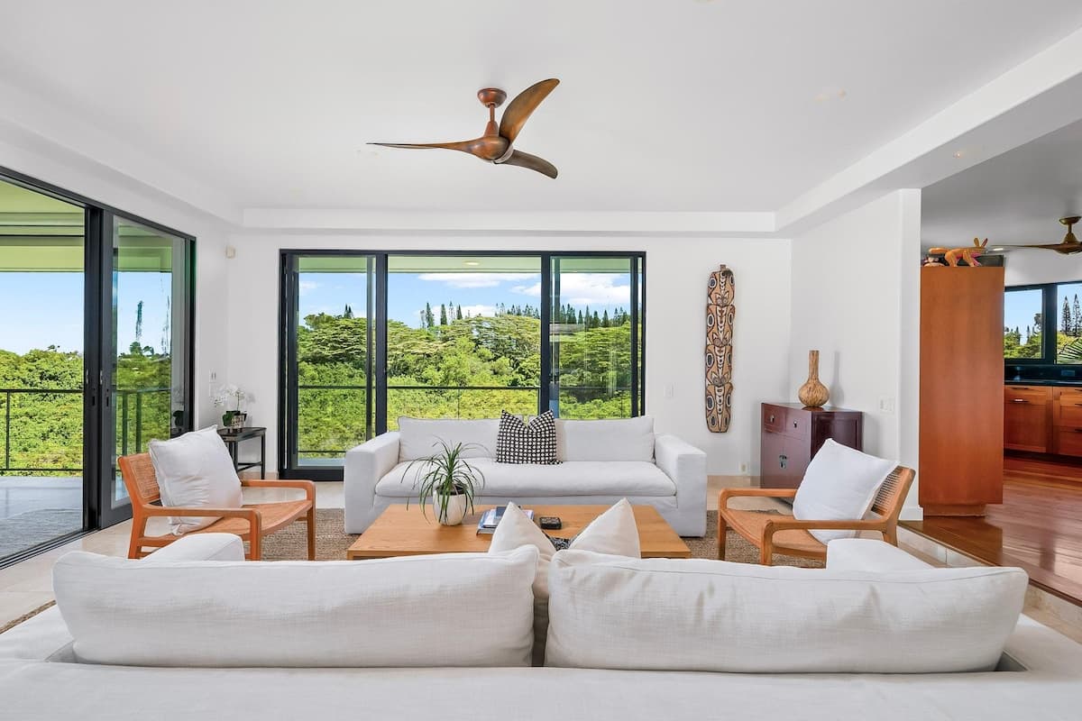 Home in Princeville · ★5.0 · 4 bedrooms · 4 beds · 4 baths - Photo 2