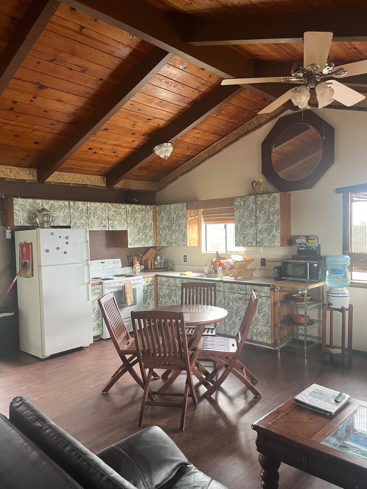 Home in Captain Cook · ★4.88 · 2 bedrooms · 2 beds · 1 private bath - Photo 2