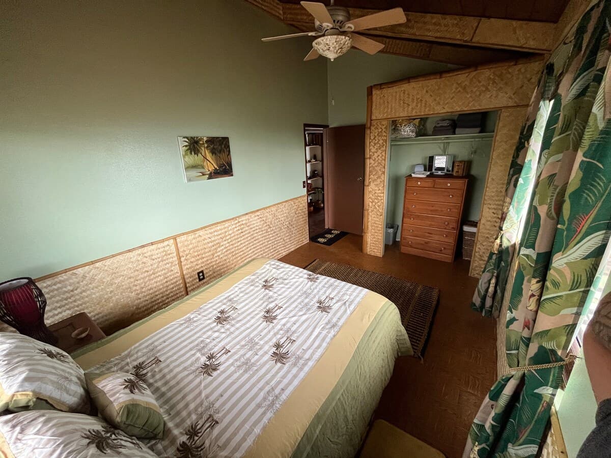 Home in Captain Cook · ★4.88 · 2 bedrooms · 2 beds · 1 private bath - Photo 4