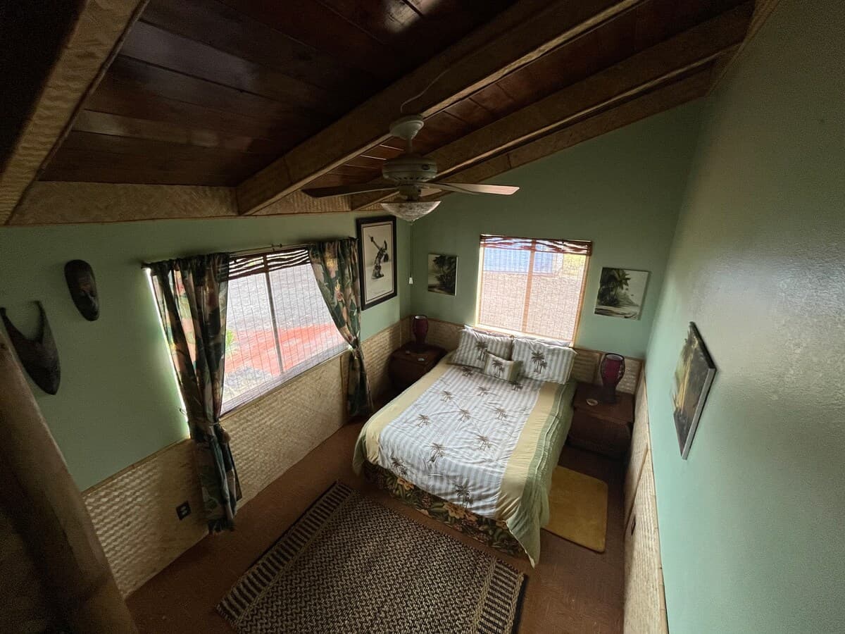 Home in Captain Cook · ★4.88 · 2 bedrooms · 2 beds · 1 private bath - Photo 3