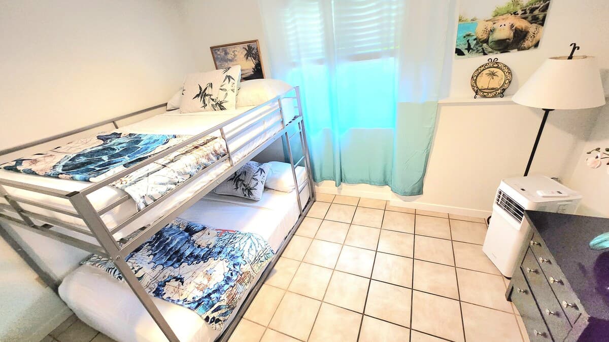 Condo in Kihei · ★4.91 · 2 bedrooms · 4 beds · 2 private baths - Photo 3