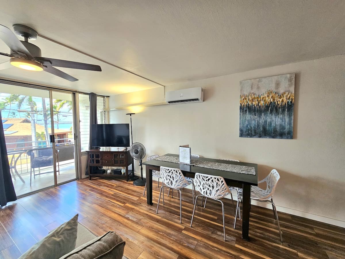 Condo in Kihei · ★4.82 · 2 bedrooms · 3 beds · 2 private baths - Photo 4