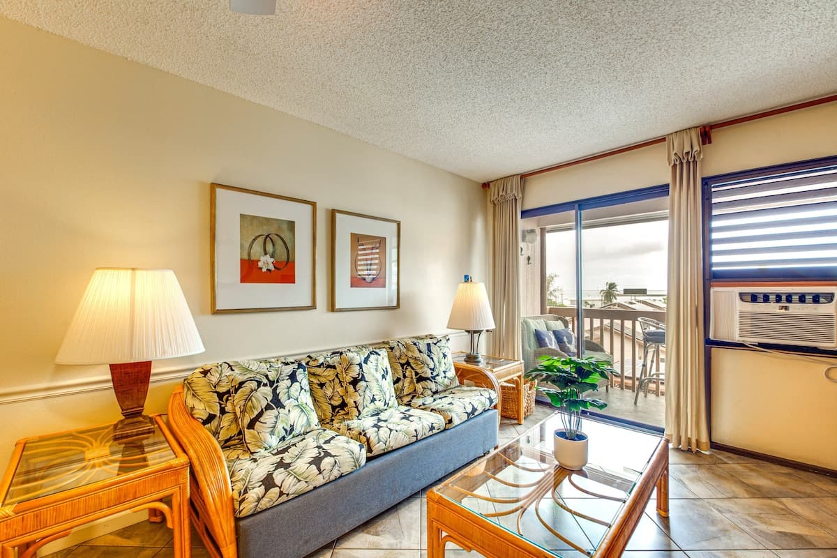 Townhouse in Lihue · ★4.74 · 2 bedrooms · 3 beds · 1.5 private baths - Photo 1
