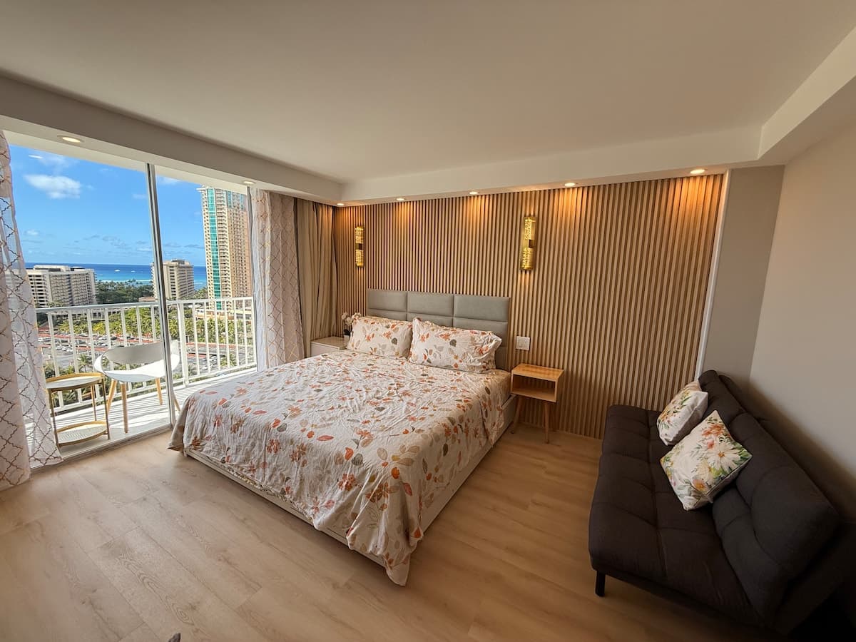 18*High Floor Waikiki Ocean View Condo w/Balcony - Photo 4