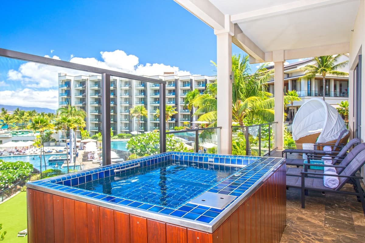 Villa in Wailea · ★5.0 · 3 bedrooms · 6 beds · 4 baths - Photo 2