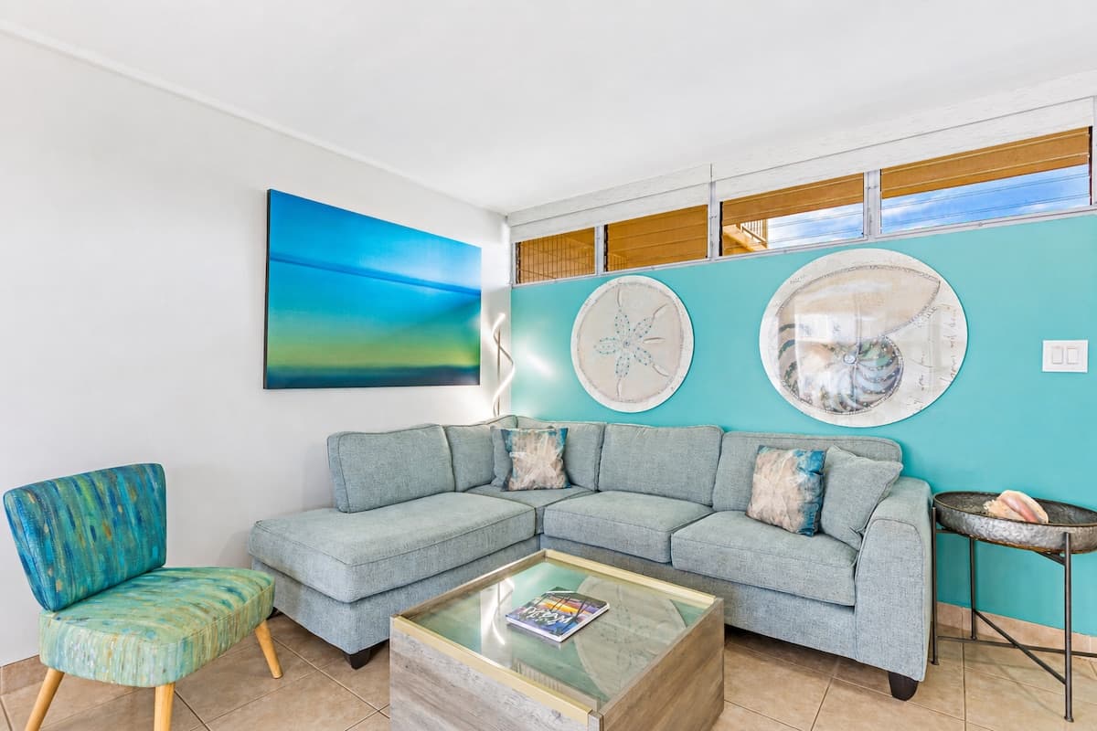 Condo in Kihei · ★4.94 · 2 bedrooms · 2 beds · 2 baths - Photo 3
