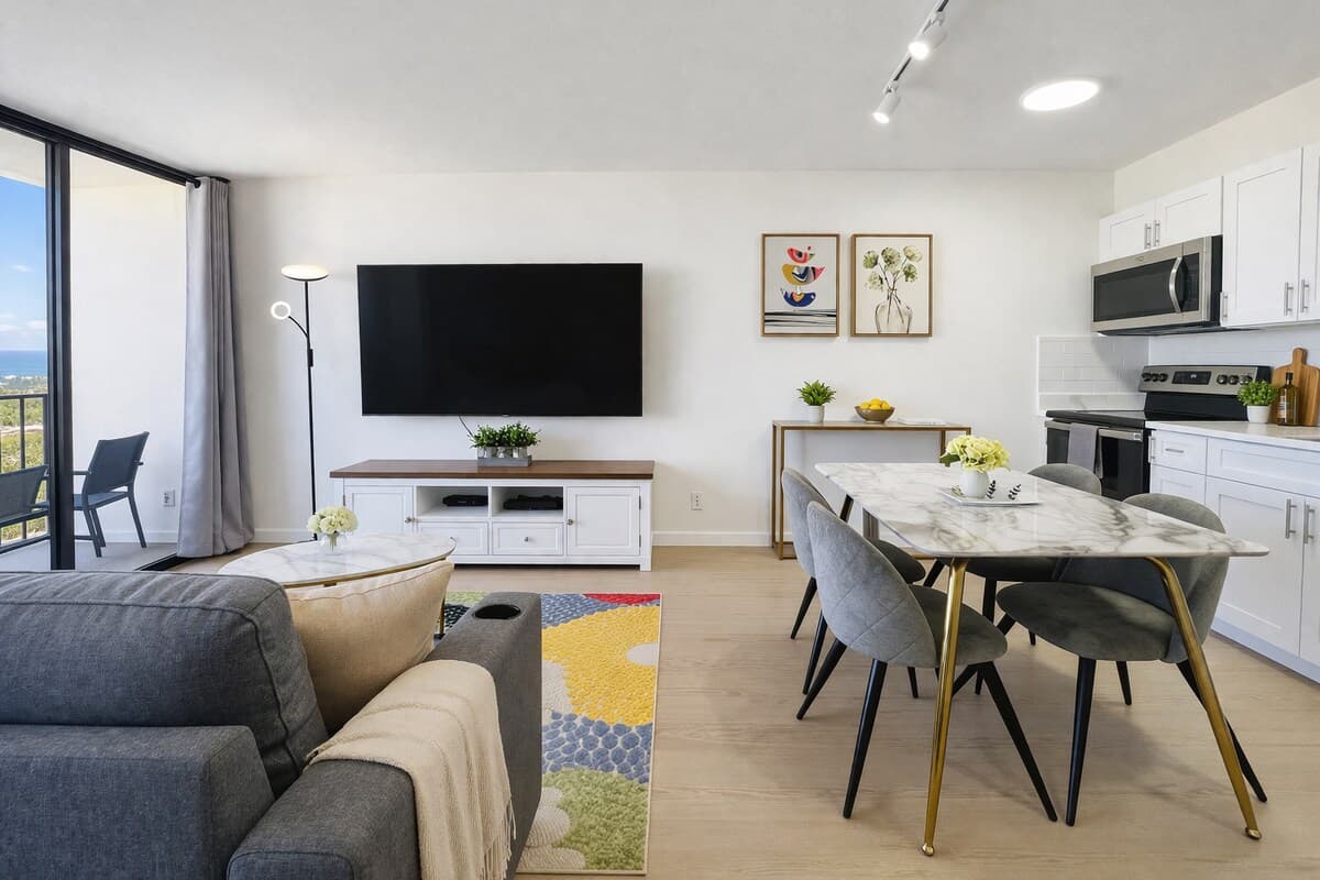 DiamondHead Ocean View Suite |Free Parking| 2Queen - Photo 5