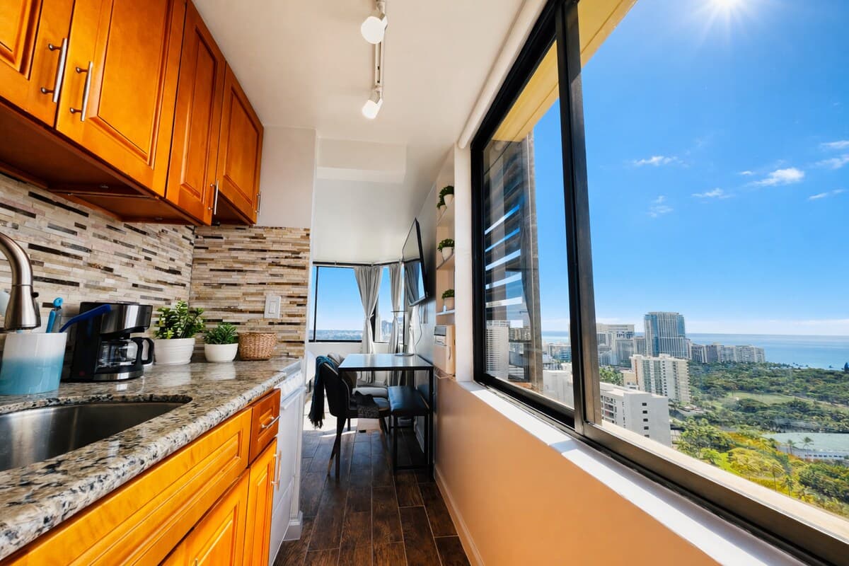 Diamond Head / Ocean View 32F A+B Bedrooms Unit - Photo 3