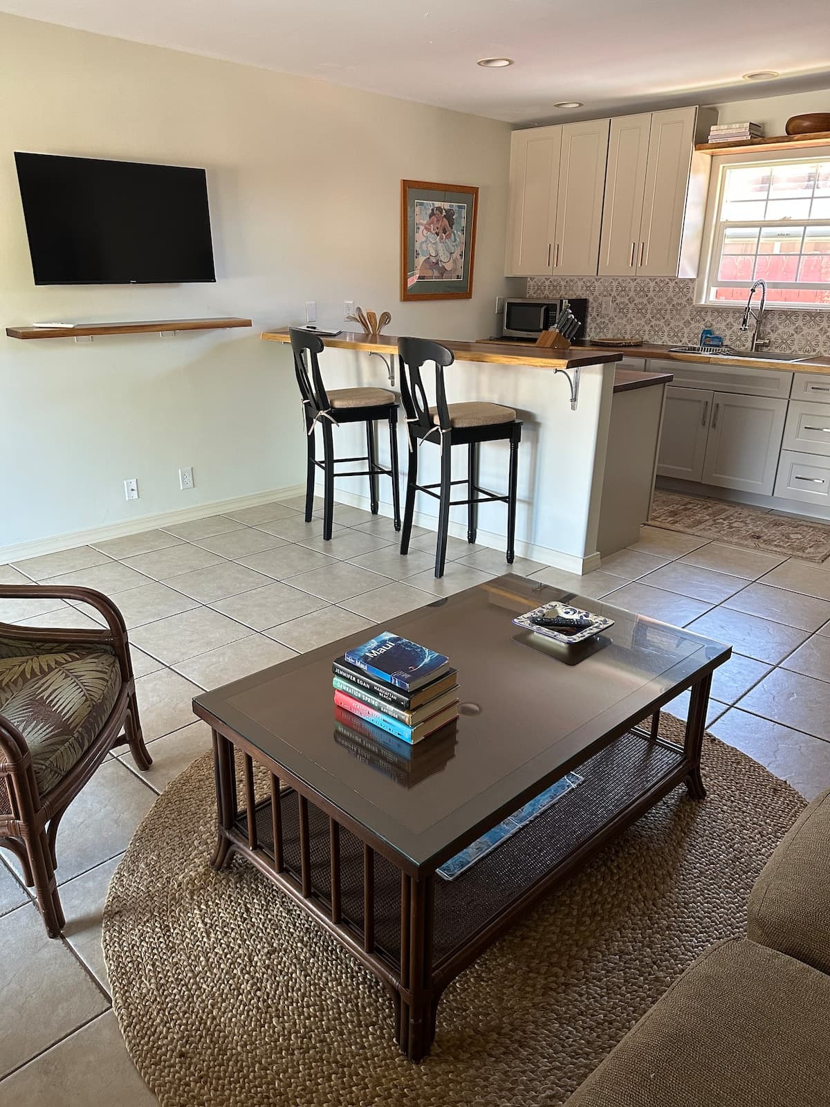Home in Paia · ★4.93 · 1 bedroom · 1 bed · 1 bath - Photo 5