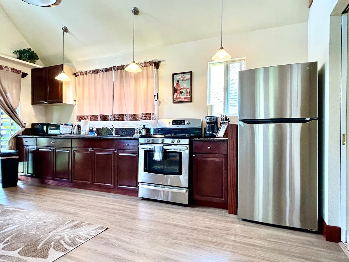 Home in Haiku-Pauwela · ★4.97 · 1 bedroom · 1 bed · 1 private bath - Photo 5