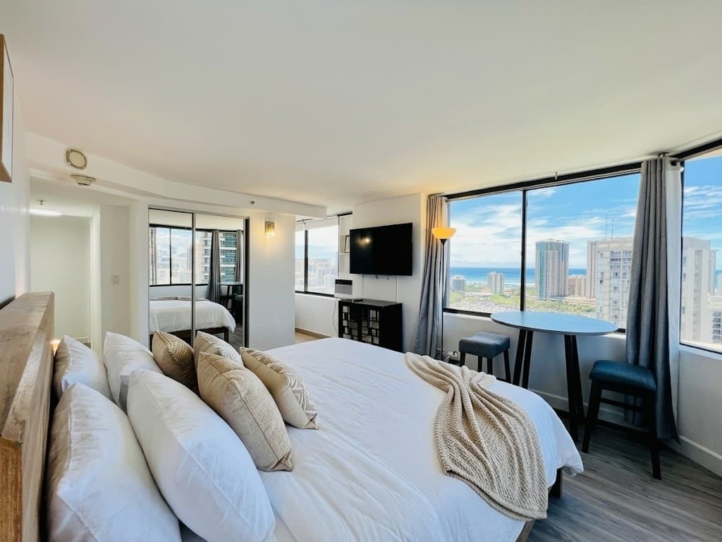 2 Bedrooms: Great Ocean Corner View 28F A + B - Photo 1