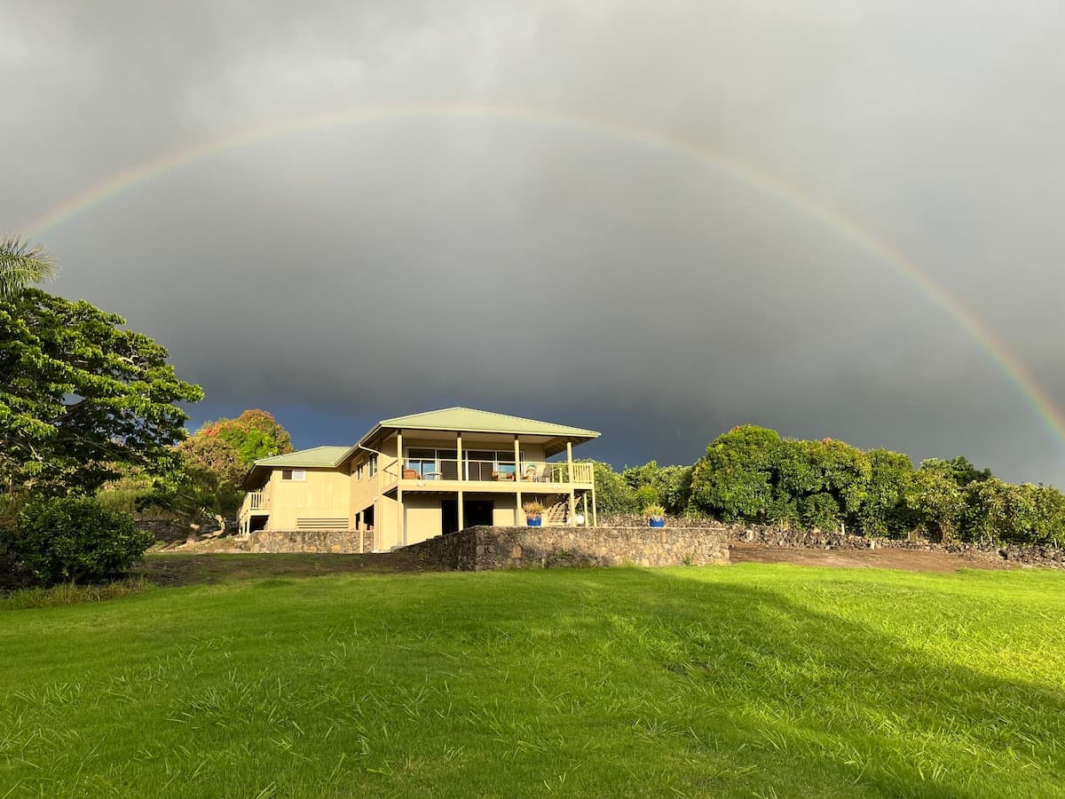 Home in Kailua-Kona · ★4.96 · 3 bedrooms · 3 beds · 2 baths - Photo 2
