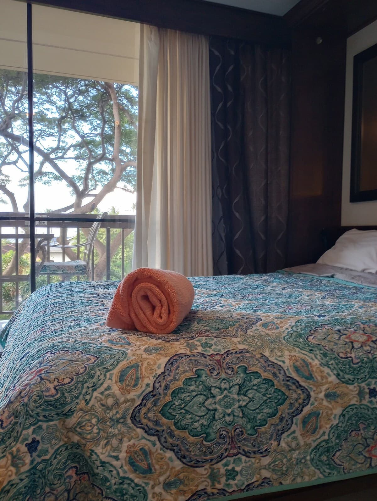 Condo in Kihei · ★4.98 · 1 bedroom · 2 beds · 1 bath - Photo 4