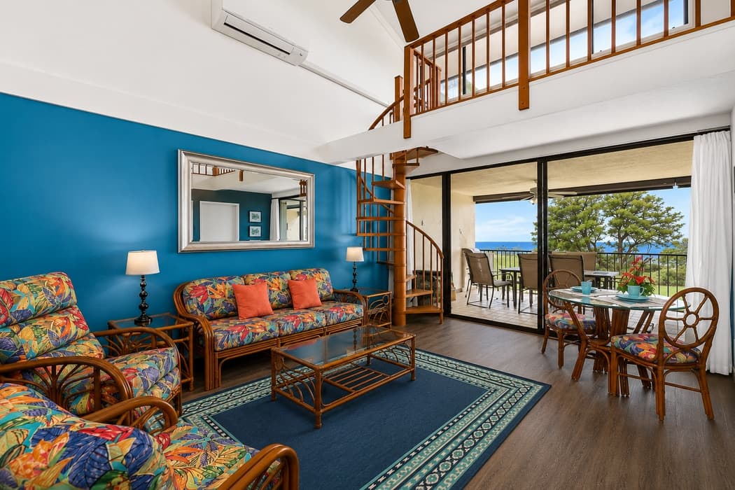 Condo in Kailua-Kona · ★5.0 · 2 bedrooms · 4 beds · 2.5 baths - Photo 2