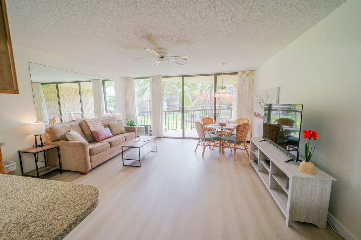 South Maui Beach Front Condo - Photo 2