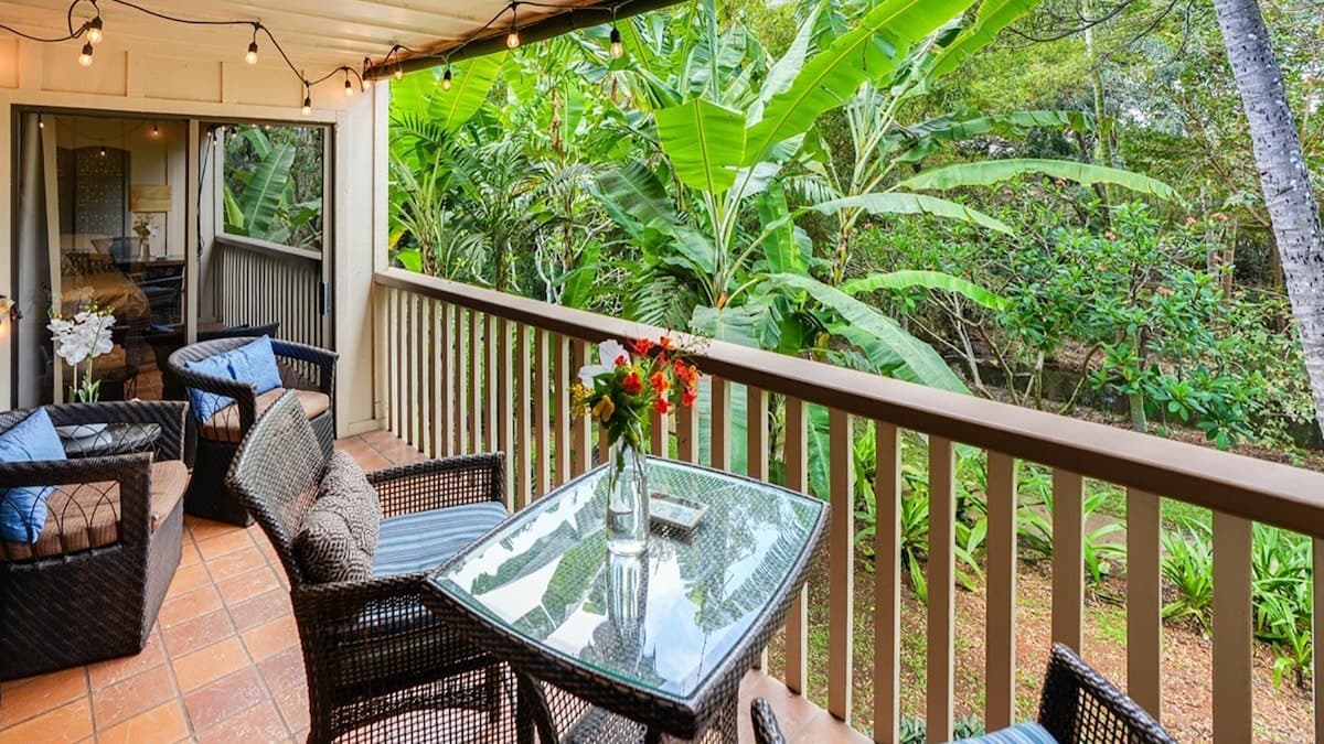 Condo in Koloa · ★4.94 · 1 bedroom · 2 beds · 1 shared bath - Photo 1