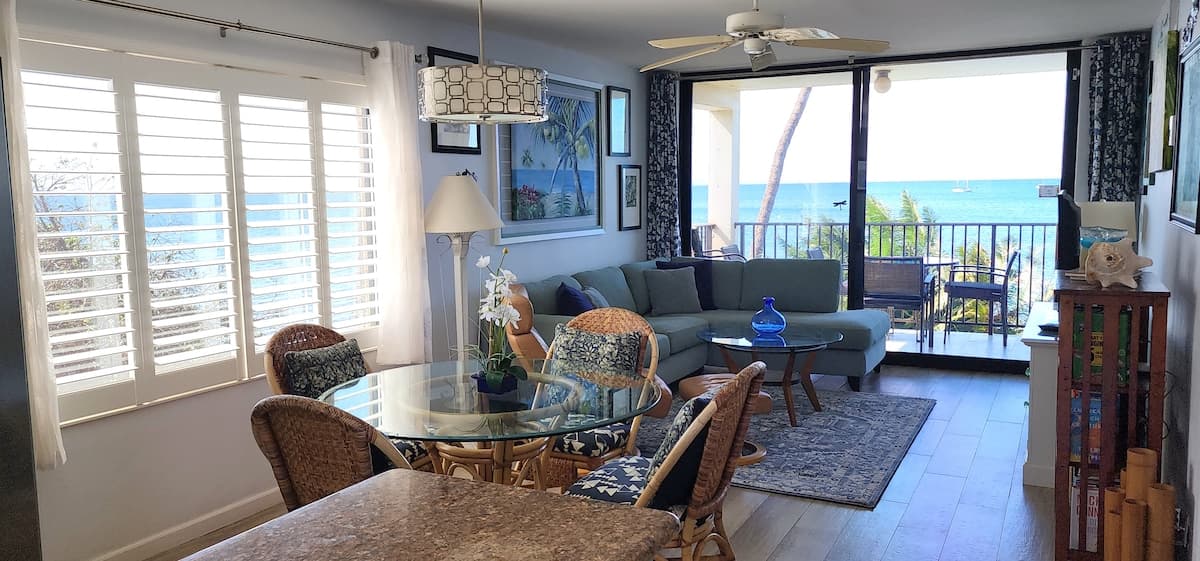 Condo in Kihei · ★4.92 · 2 bedrooms · 3 beds · 2 baths - Photo 4