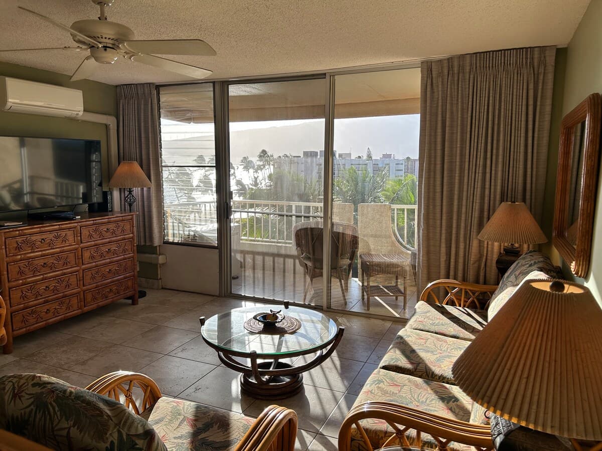 Condo in Kihei · ★4.93 · 1 bedroom · 3 beds · 2 baths - Photo 2