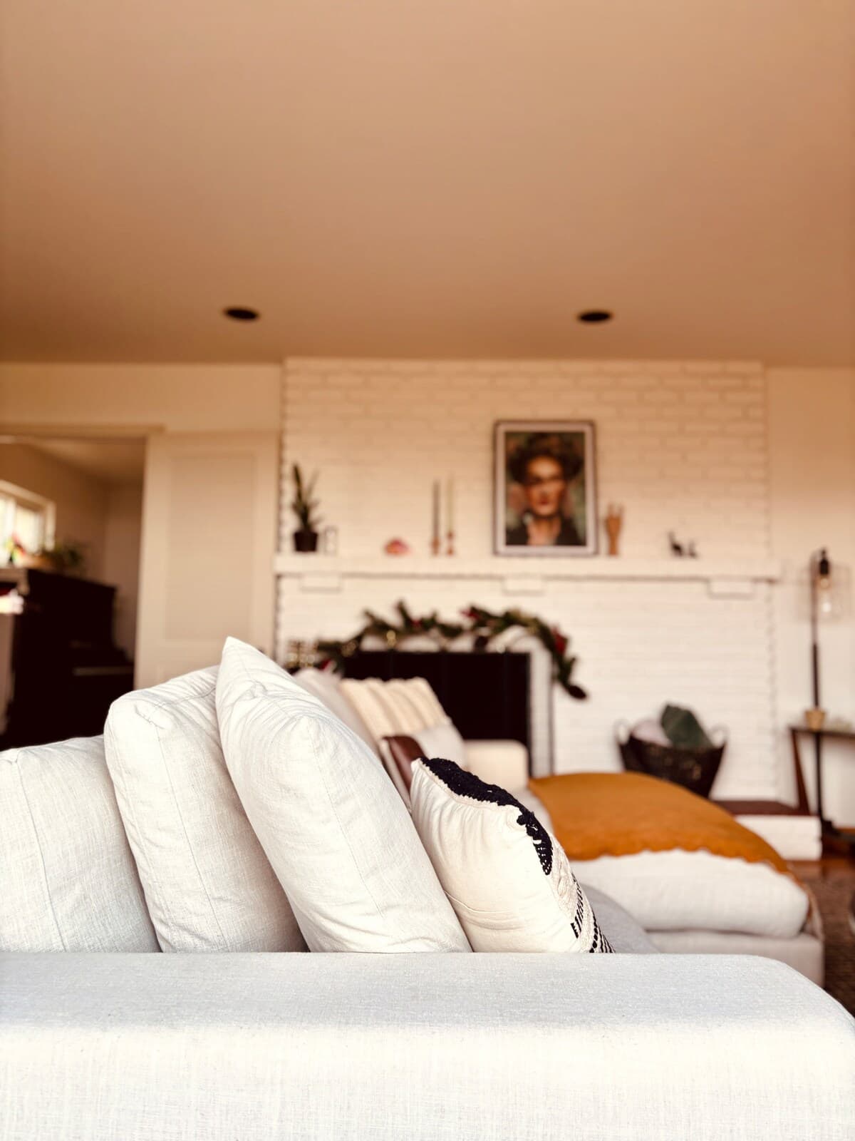 Cozy home with piano, fireplace & Bay views - Photo 2