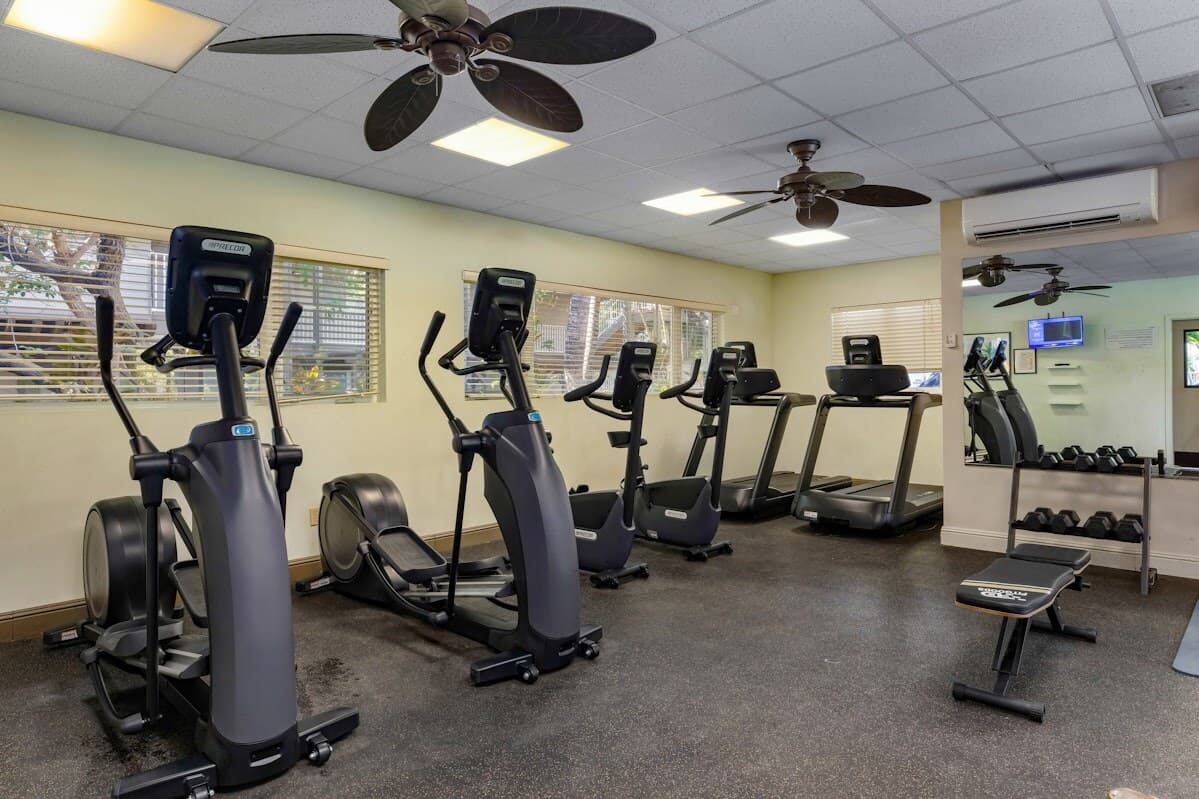 Condo in Kihei · ★4.92 · 1 bedroom · 2 beds · 1 shared bath - Photo 1