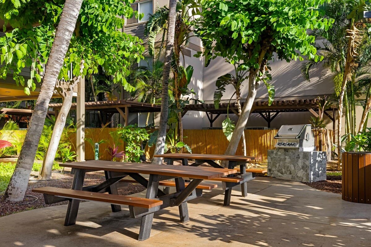 Condo in Kihei · ★4.92 · 1 bedroom · 2 beds · 1 shared bath - Photo 5