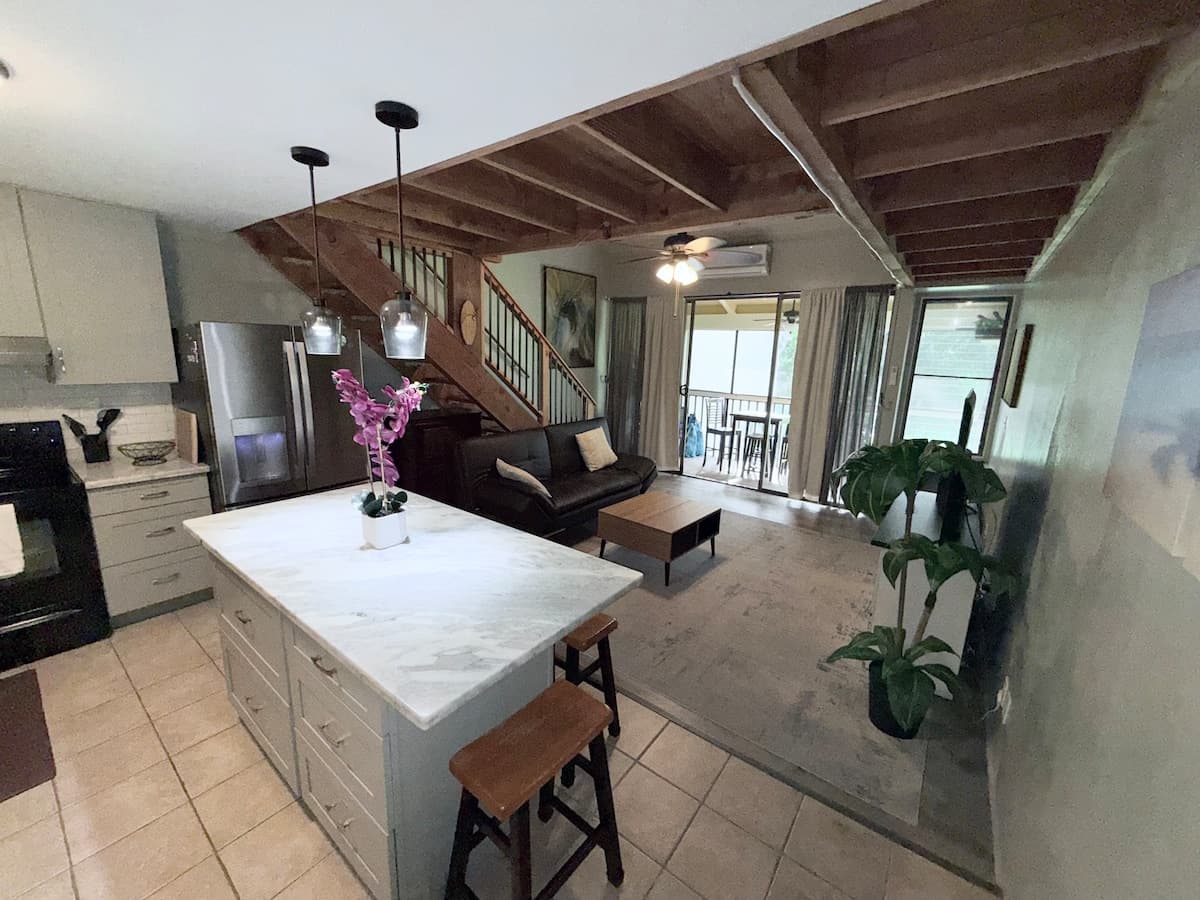 Turtle Bay Getaway 2BD+ Loft - Photo 5