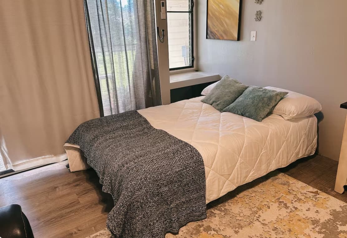 Turtle Bay Getaway 2BD+ Loft - Photo 1