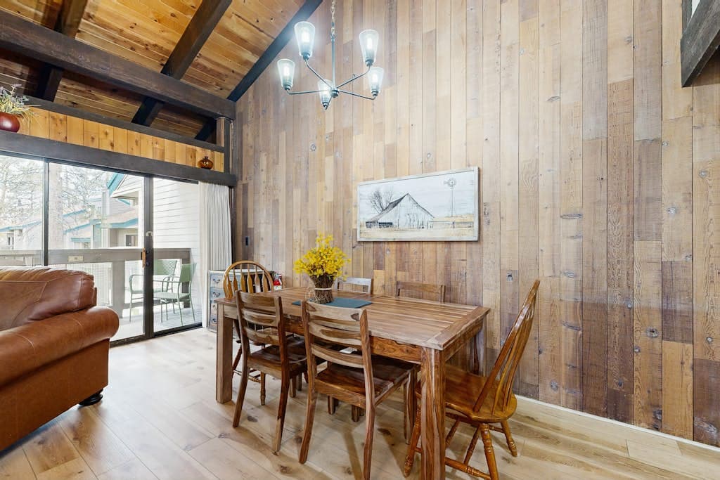 Lakeland Village Townhome with Lake Views & Loft - Photo 3