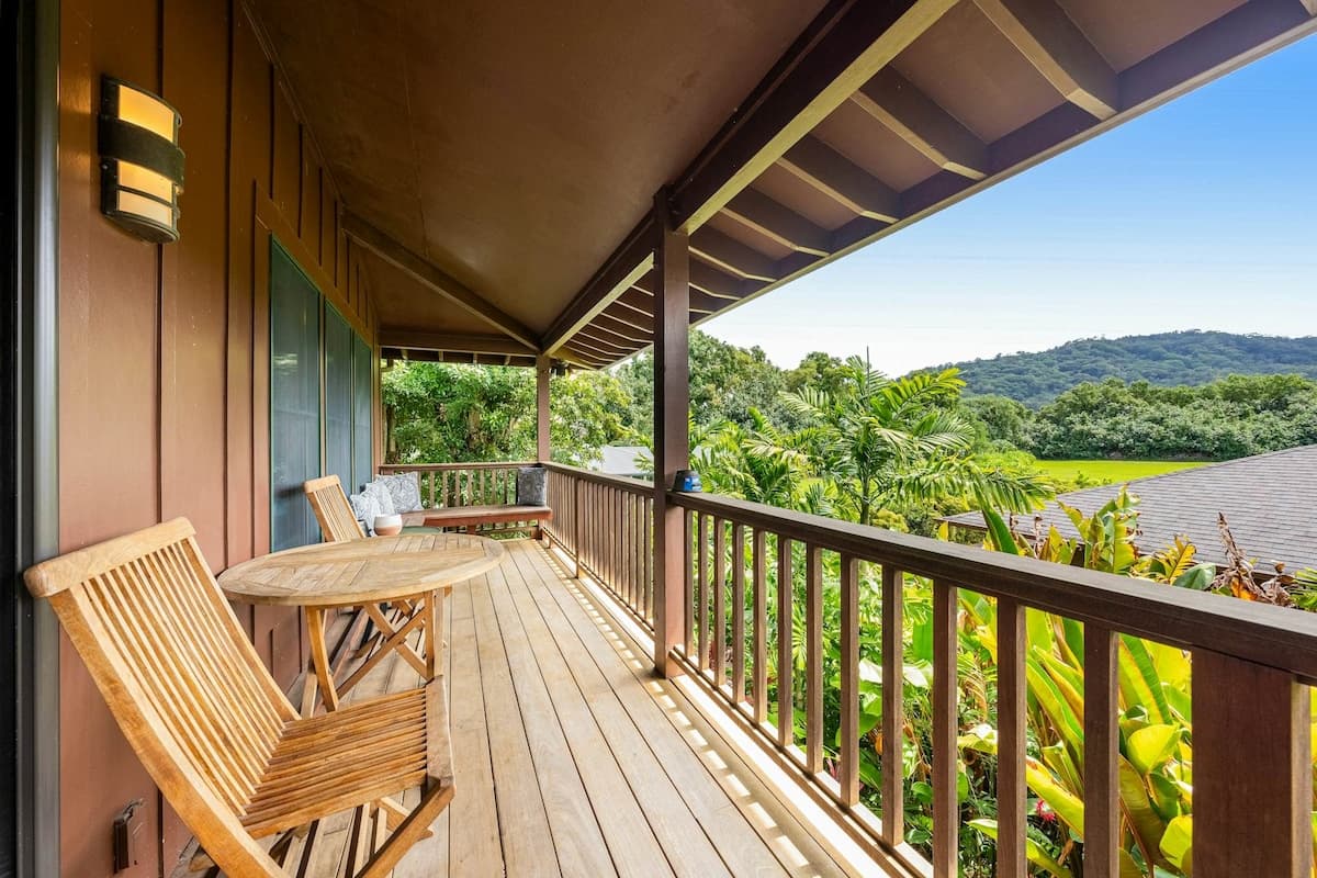 Home in Hanalei · ★4.72 · 3 bedrooms · 5 beds · 3 shared baths - Photo 2