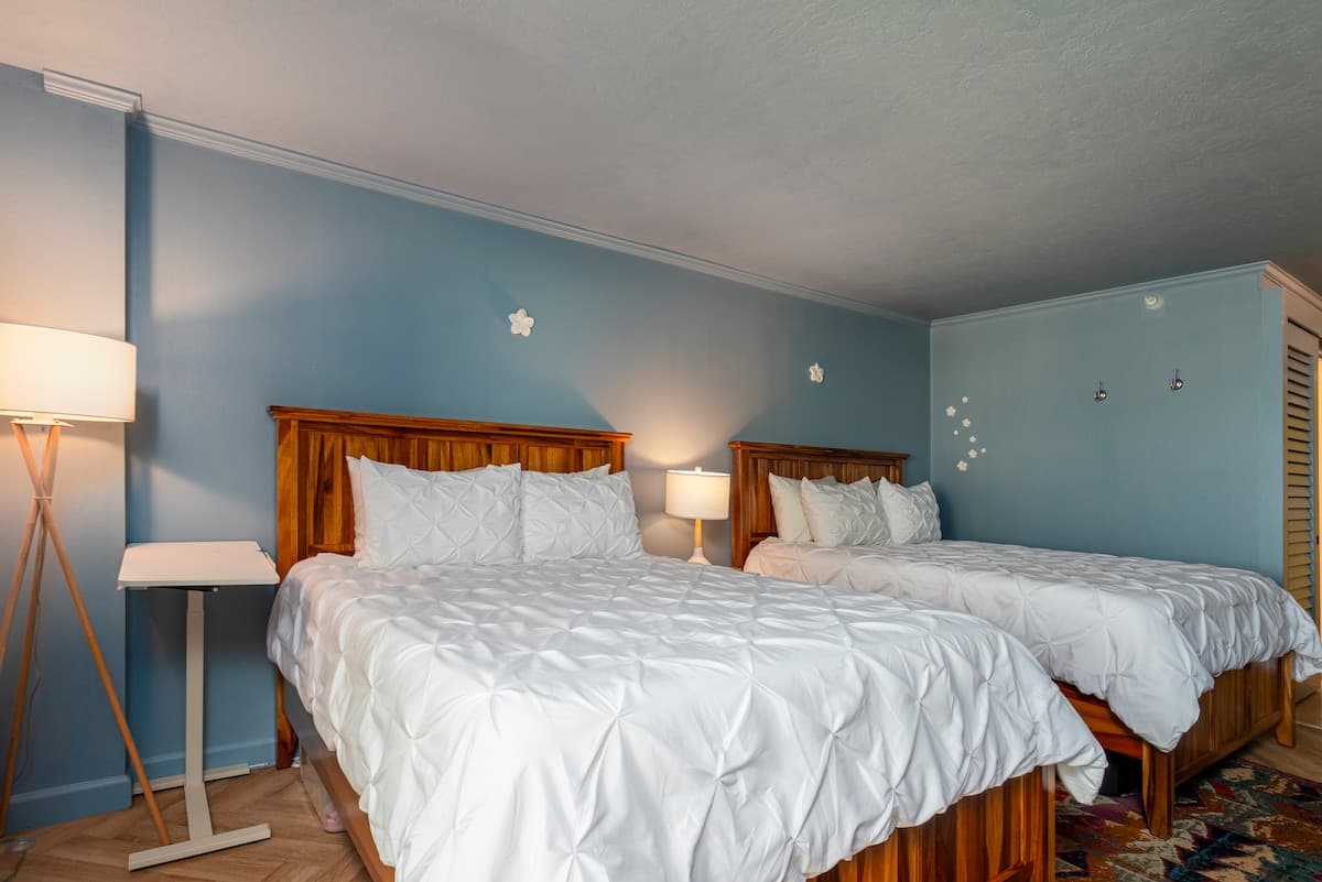 Resort in Lihue · ★4.85 · 1 bedroom · 2 beds · 1 private bath - Photo 5