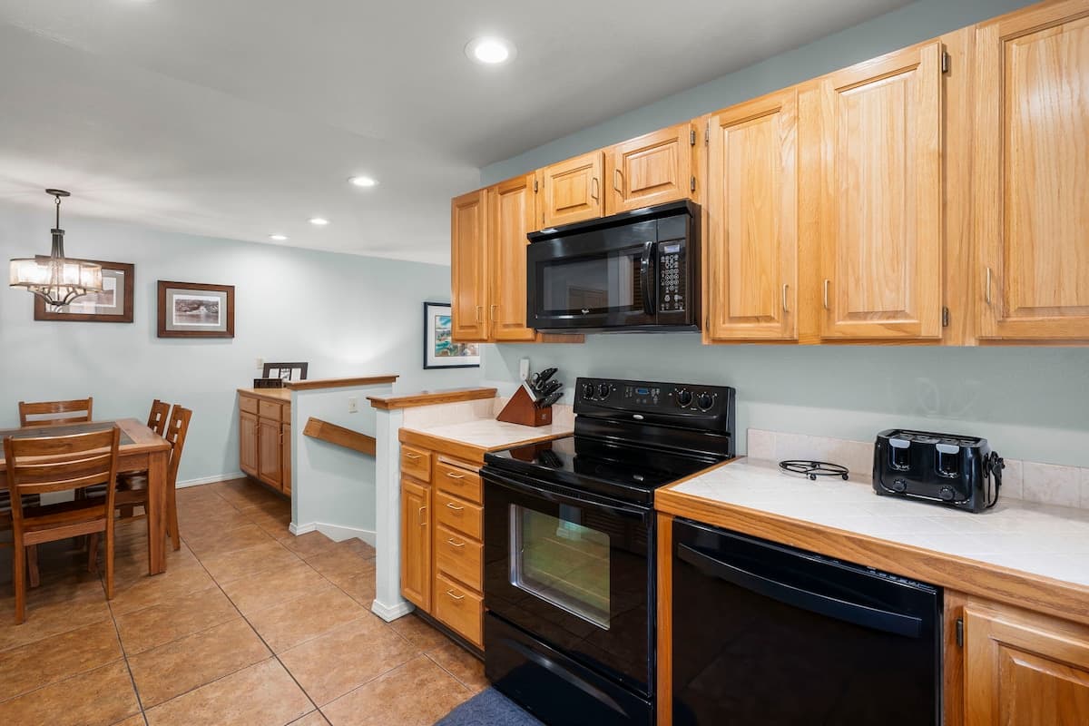 Condo in Incline Village · ★5.0 · 2 bedrooms · 3 beds · 2 private baths - Photo 3