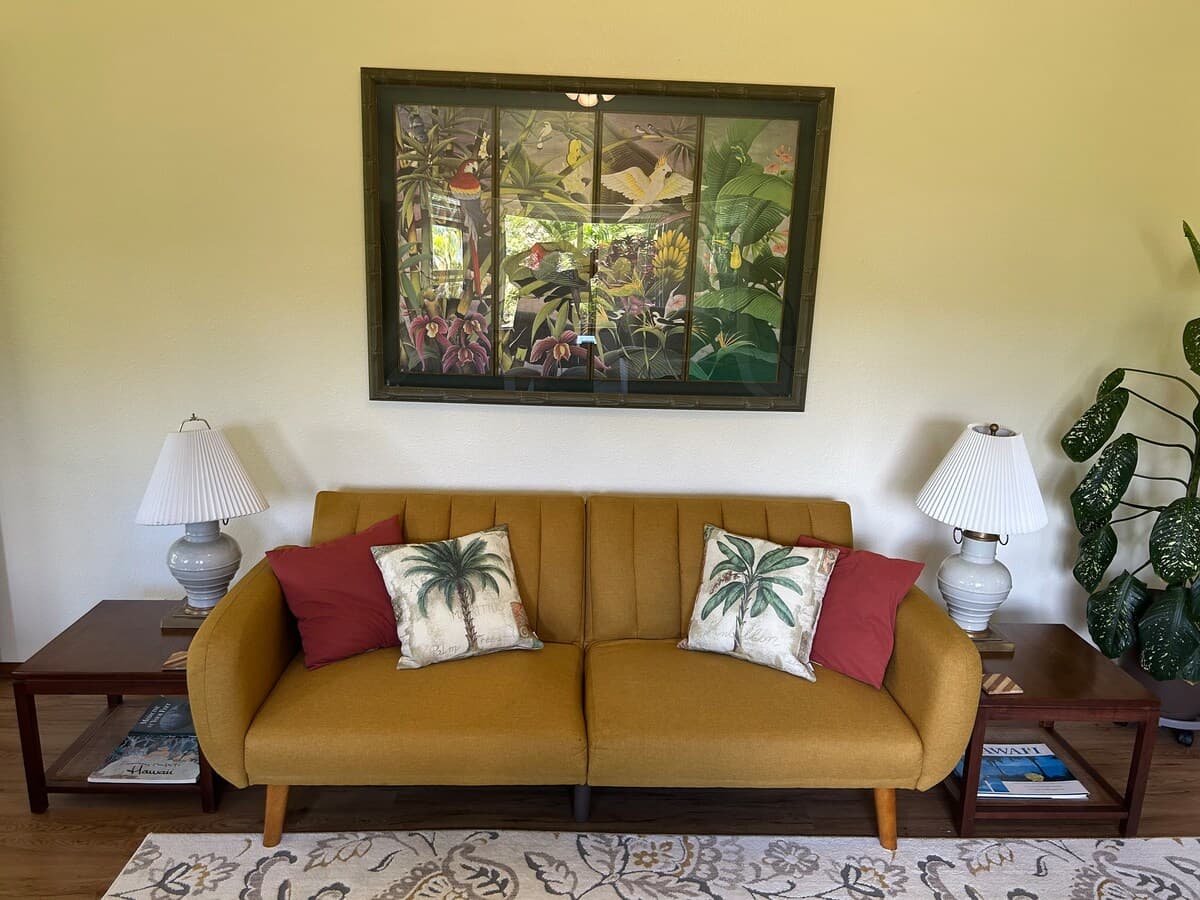 Home in Keaau · ★4.95 · 2 bedrooms · 2 beds · 2 shared baths - Photo 1