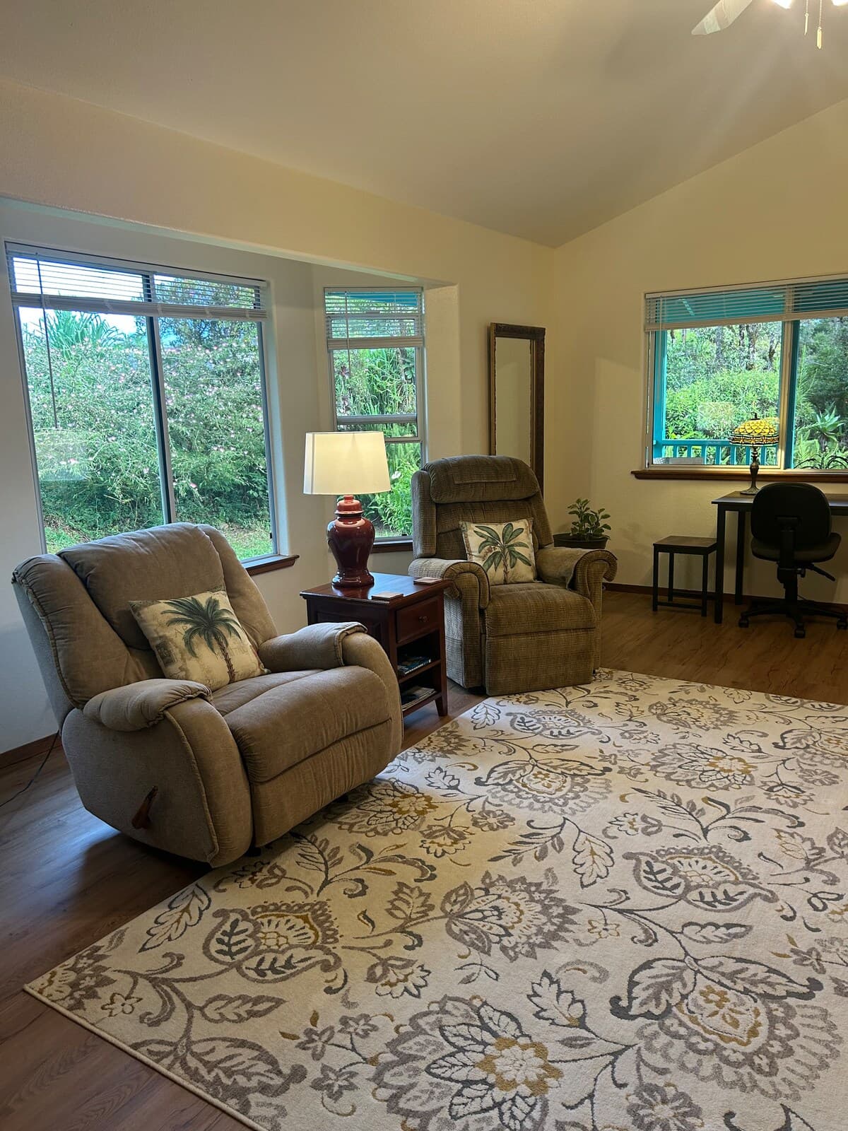 Home in Keaau · ★4.95 · 2 bedrooms · 2 beds · 2 shared baths - Photo 5