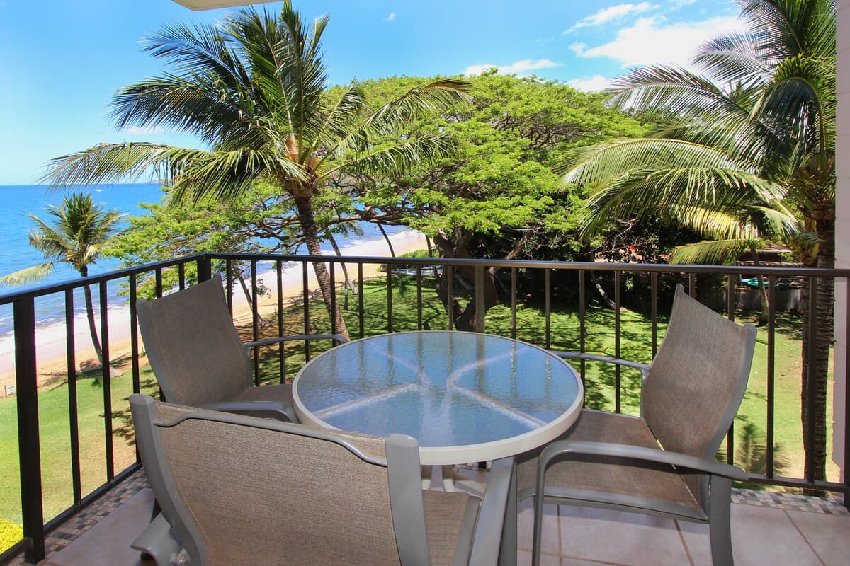 Condo in Kihei · ★4.77 · 1 bedroom · 3 beds · 1 private bath - Photo 5