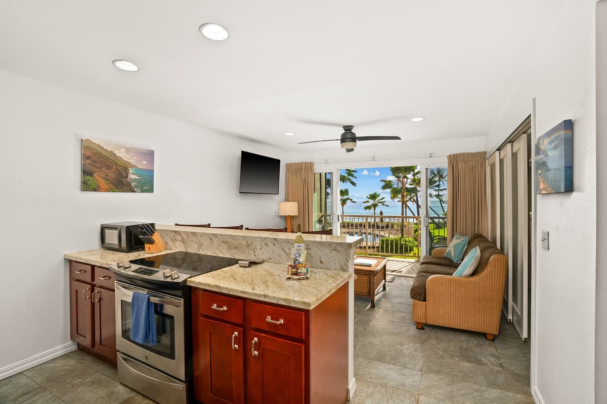 Home in Kapaa · ★4.64 · 3 bedrooms · 4 beds · 2.5 baths - Photo 1