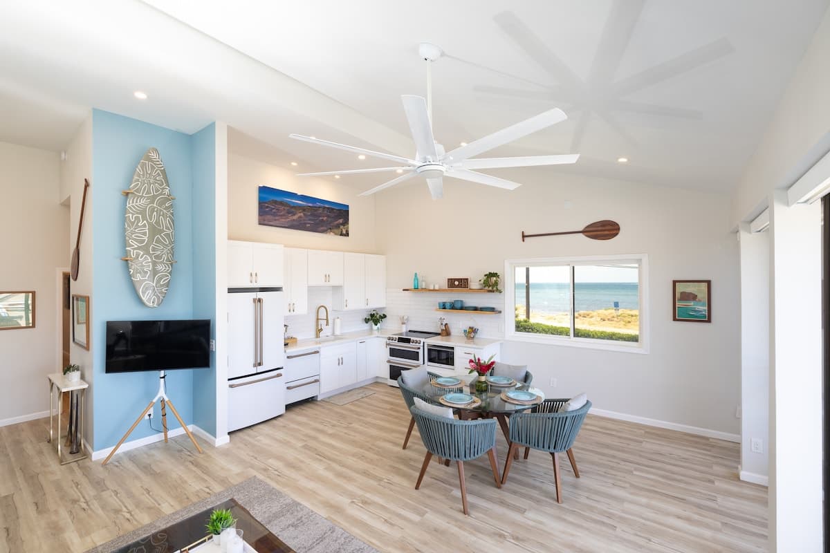 Luxury, Modern Oceanview! Beach, Pool, Hot Tub, AC - Photo 5