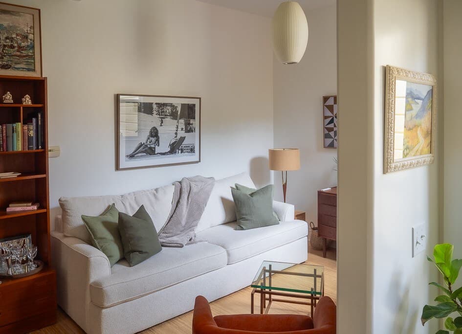 Mid-Century Condo w/ Chef's Kitchen & Garden - Photo 2
