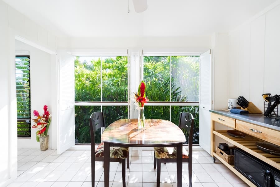 Location & value Walk to beach, BBQ, WIFI parking - Photo 1