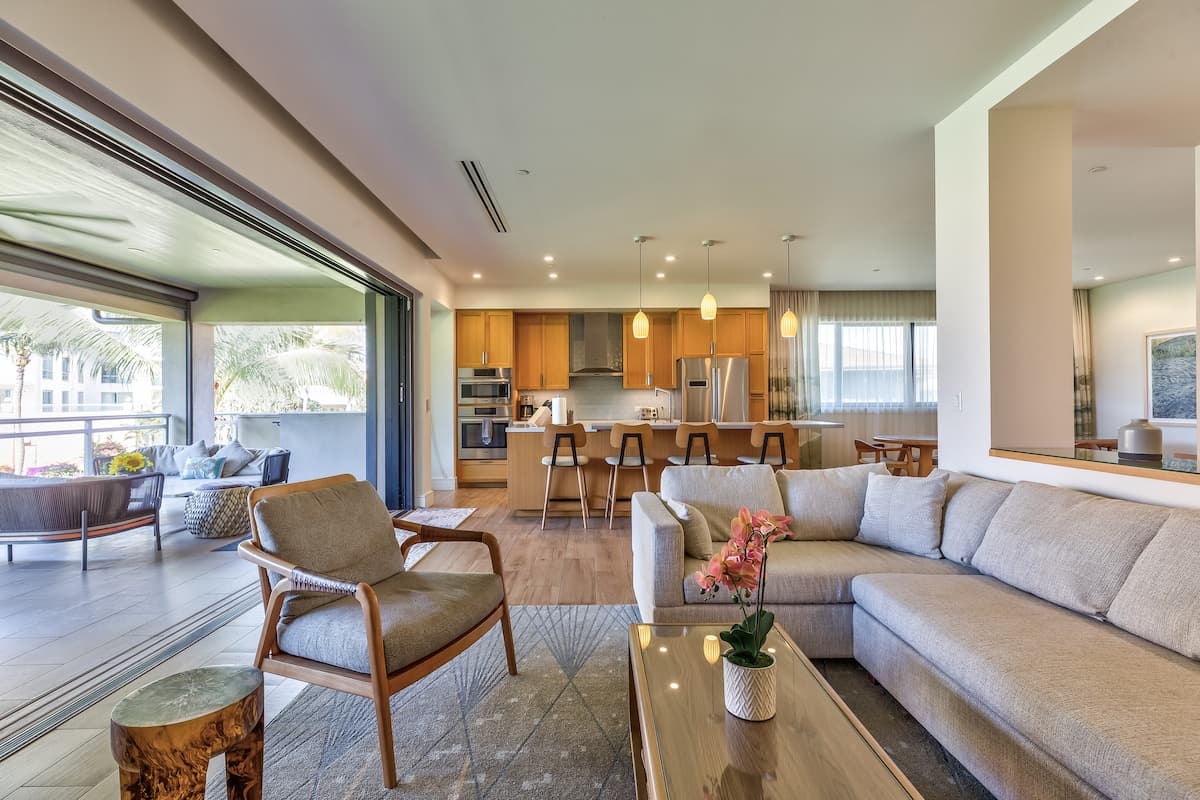Villa in Lahaina · ★4.98 · 3 bedrooms · 6 beds · 3 baths - Photo 1