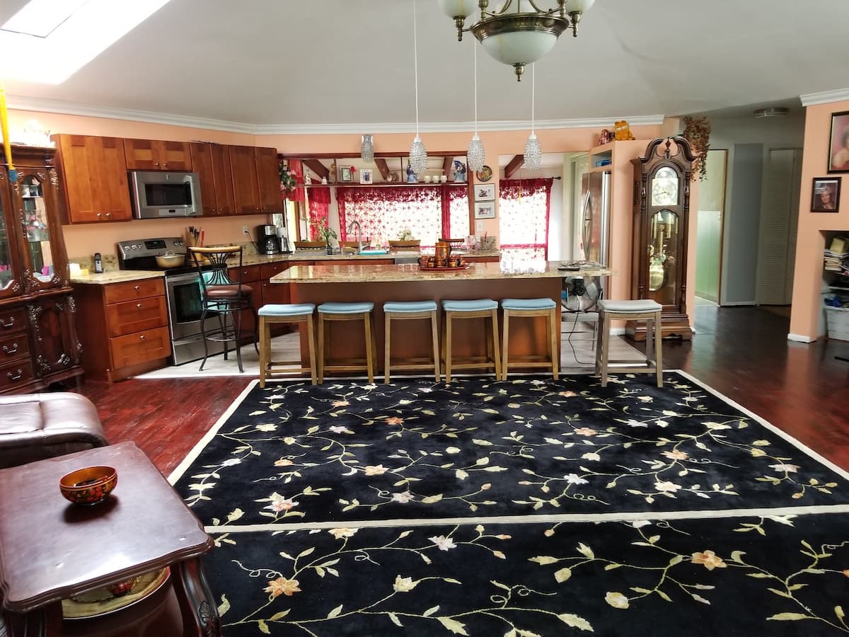 Home in Keaau · ★4.86 · 4 bedrooms · 6 beds · 3 shared baths - Photo 3
