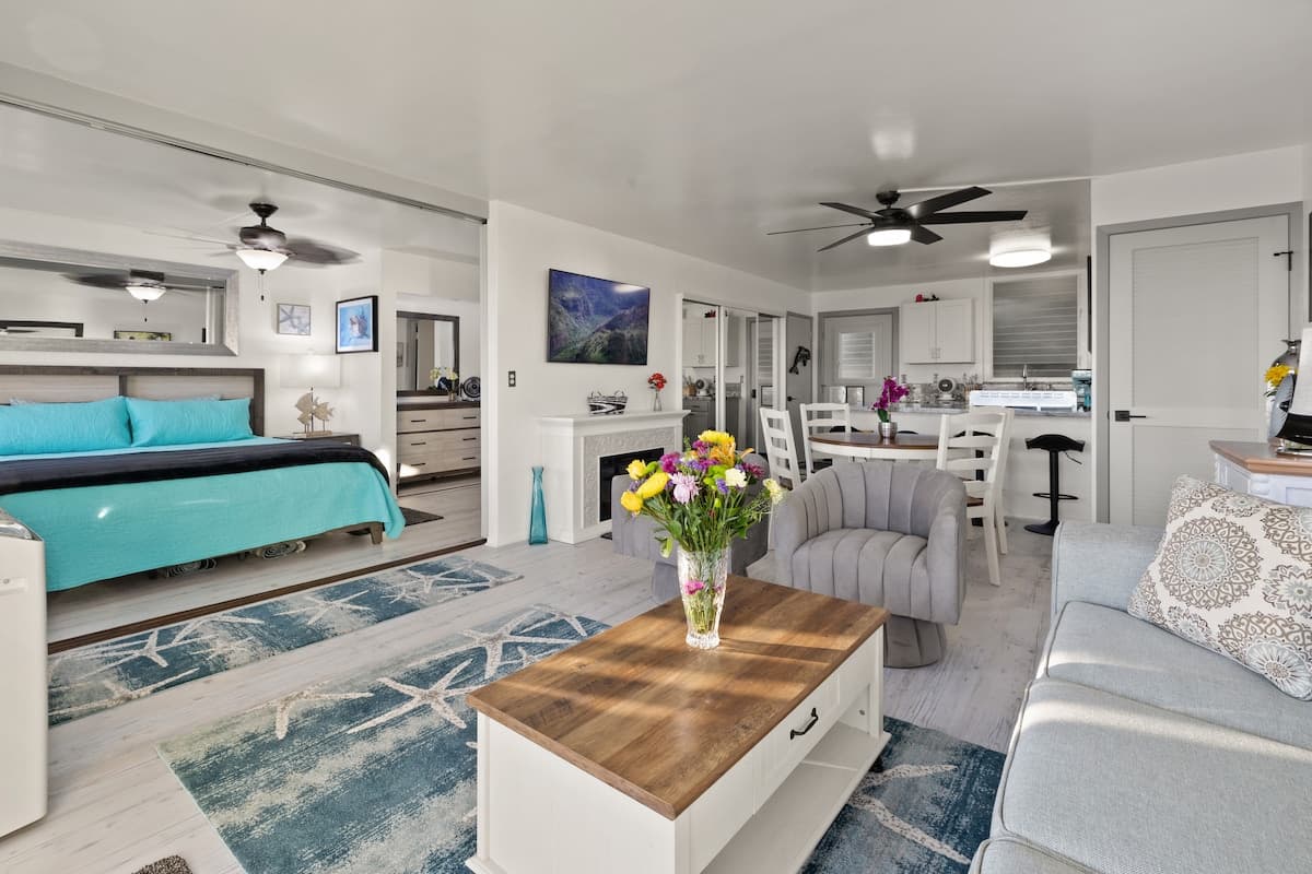 Stunning Ocean Views-A/C-Pool-Poipu-W/D-Sunsets - Photo 5