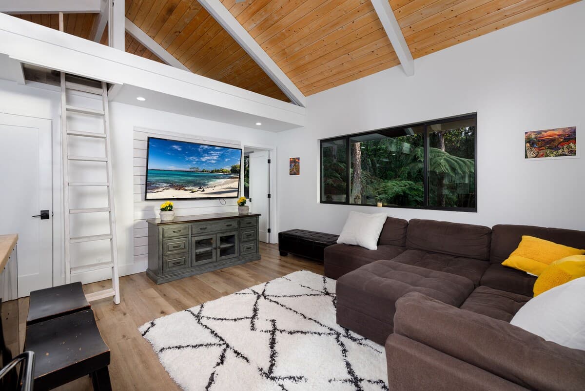 Guesthouse in Kailua-Kona · ★4.95 · 2 bedrooms · 2 beds · 1 shared bath - Photo 2
