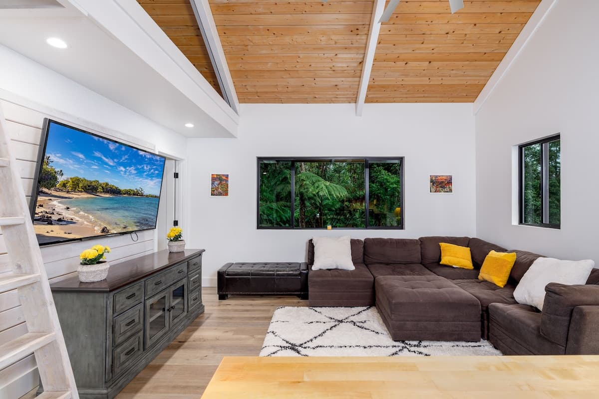Guesthouse in Kailua-Kona · ★4.95 · 2 bedrooms · 2 beds · 1 shared bath - Photo 3