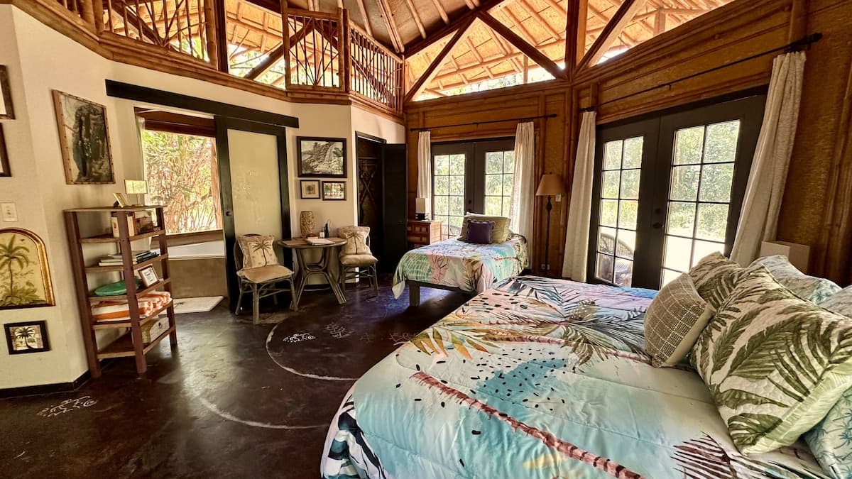 Coastal Jungle Bamboo Cottage ~ 5 - Photo 5