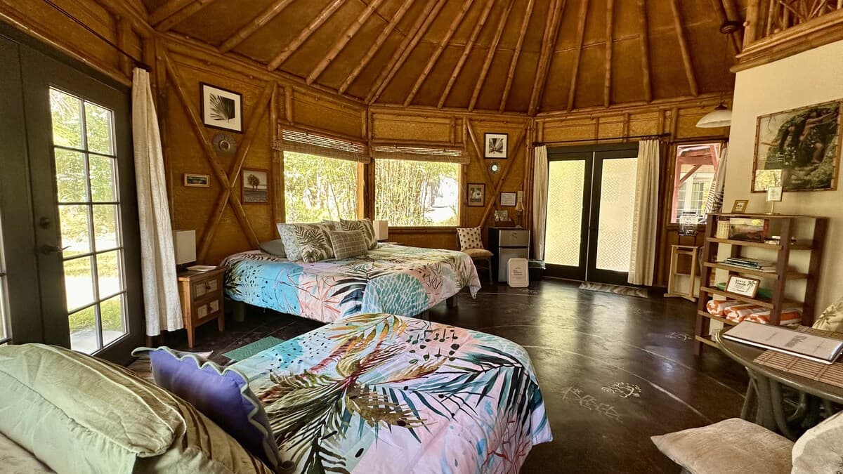 Coastal Jungle Bamboo Cottage ~ 5 - Photo 1