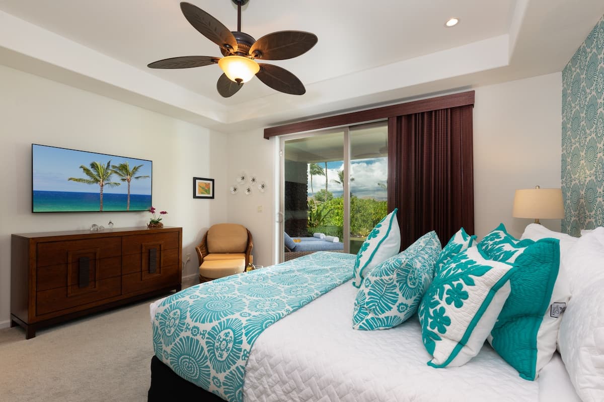 Home in Waimea · ★5.0 · 4 bedrooms · 5 beds · 4.5 private baths - Photo 1