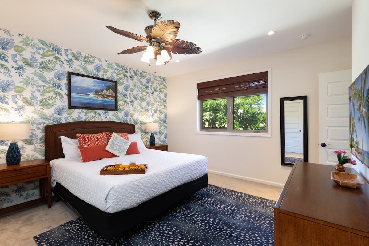 Home in Waimea · ★5.0 · 4 bedrooms · 5 beds · 4.5 private baths - Photo 2