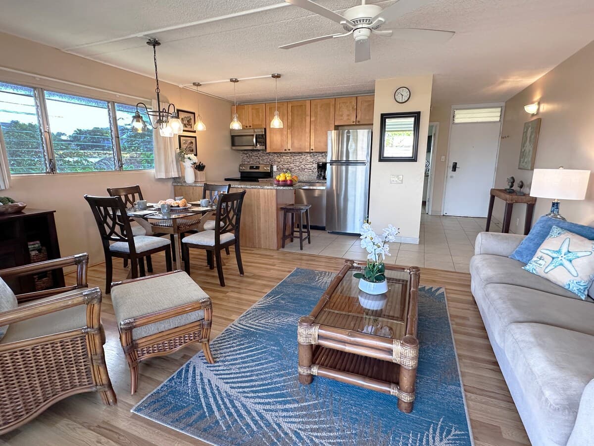 Best Location Across Best Beach! New AC throughout - Photo 5